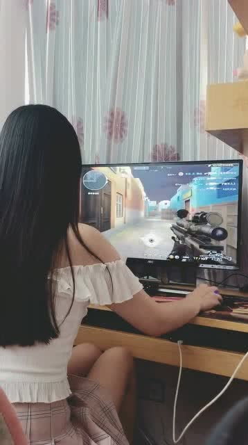 玩游戏很厉害的女,游戏界中的璀璨明珠