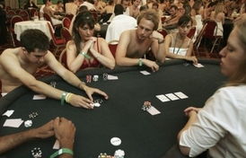 脱衣纸牌游戏,脱衣纸牌游戏的激情与策略揭秘